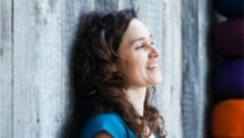 Bienfaits du Yoga et cancer. Annick, notre instructrice, nous explique pourquoi.